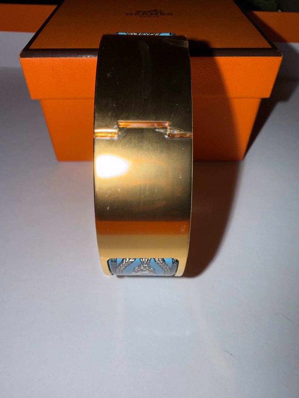NWT Hermes Wide Clic H Bracelet Grand Apparat yellow gold GM size, box included - Picture 11 of 13